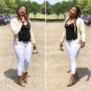 Meet your Posher, Dominique